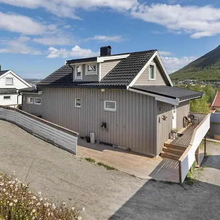 아파트 In Tromsdalen 트롬쇠